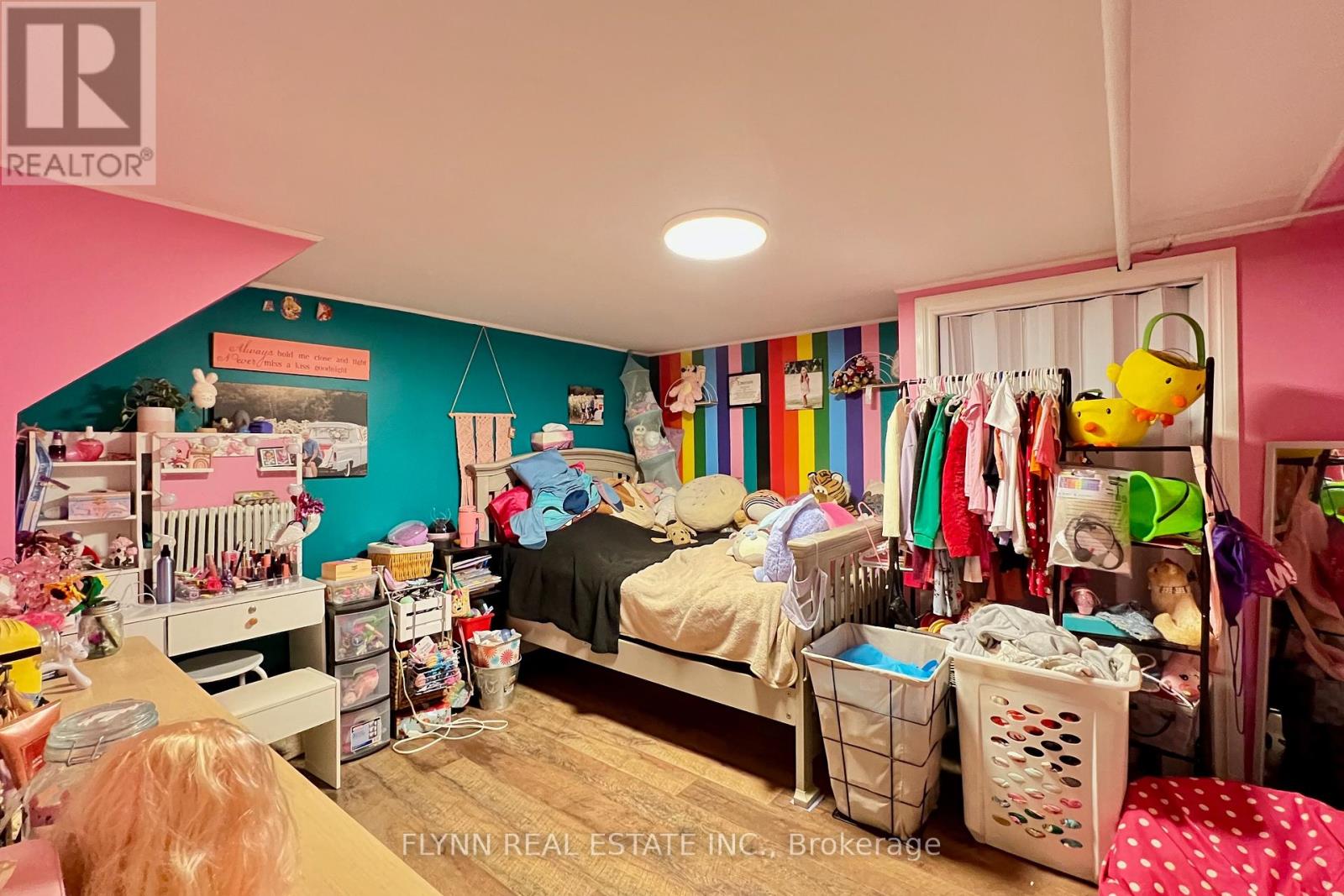 Photo 19
