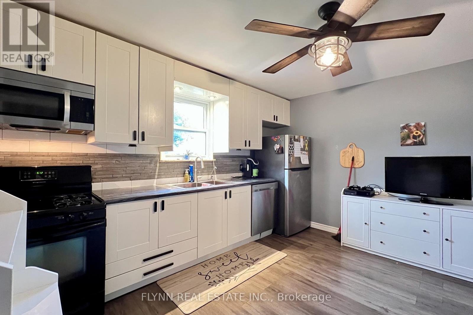 438 BELL STREET, Port Colborne (Killaly East) — photo 9