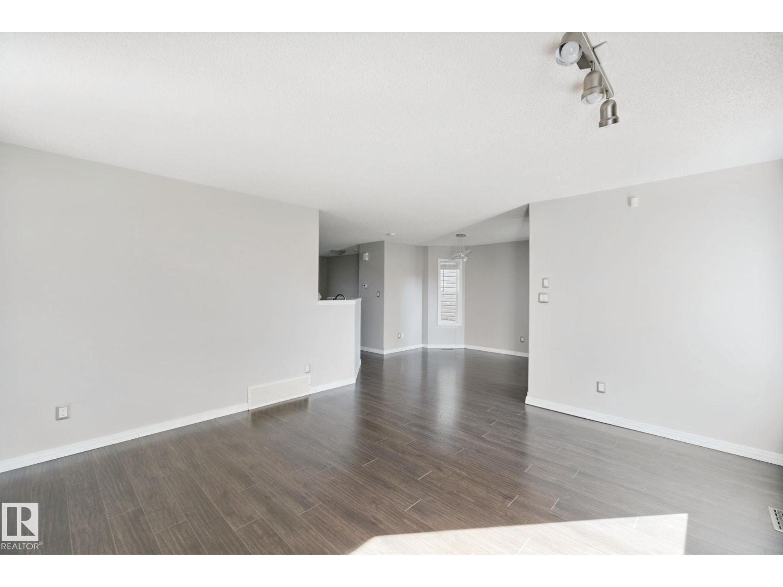 610 87 ST SW - 16