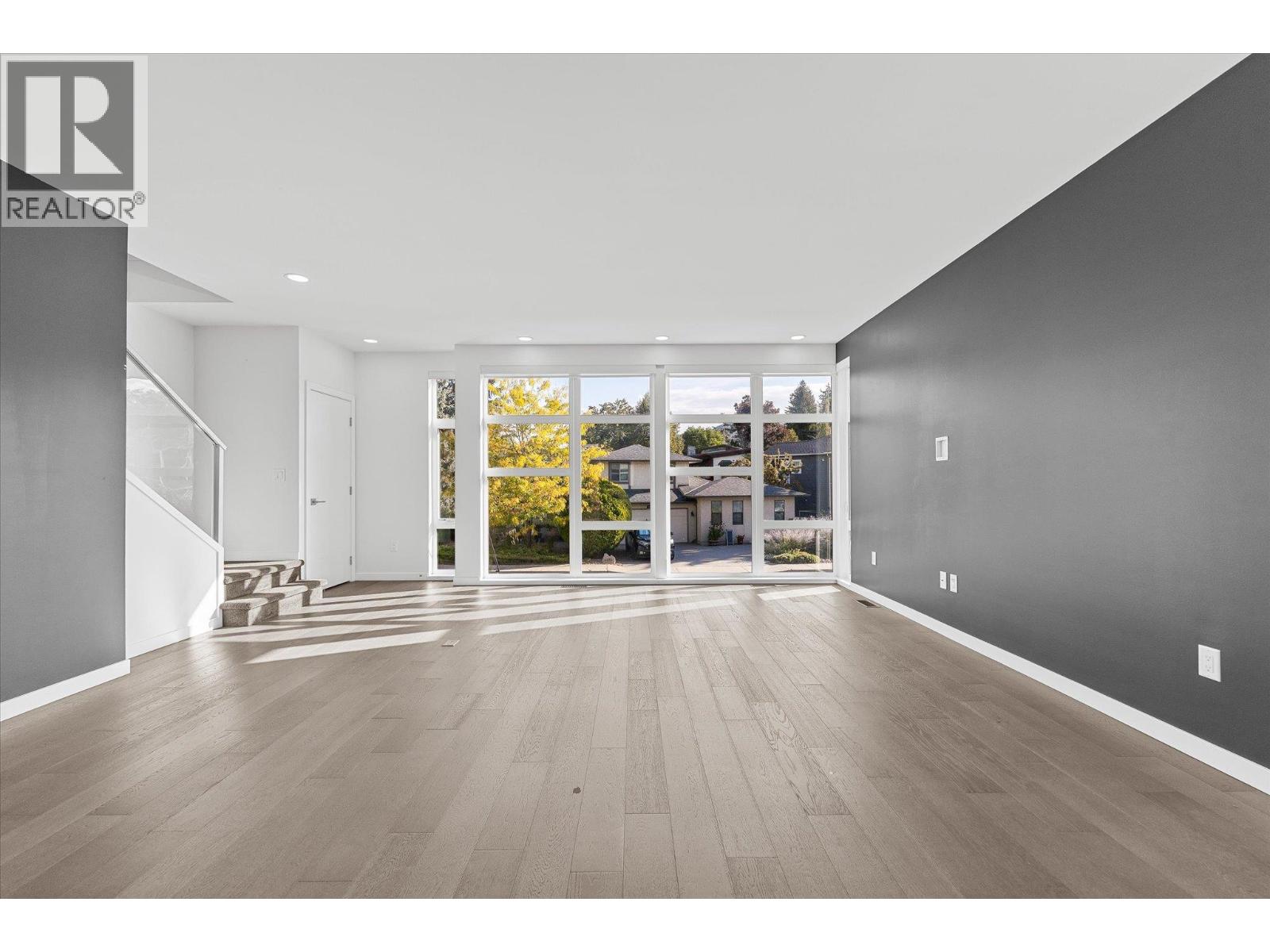 #37 1515 Highland Drive N - 6
