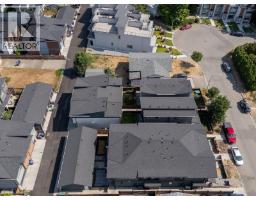 726 Coopland Crescent Unit# 1, Kelowna, BC V1Y2V1 Photo 32