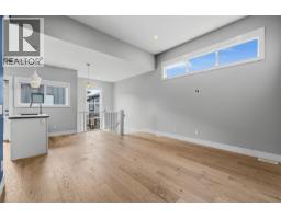 726 Coopland Crescent Unit# 1, Kelowna, BC V1Y2V1 Photo 8