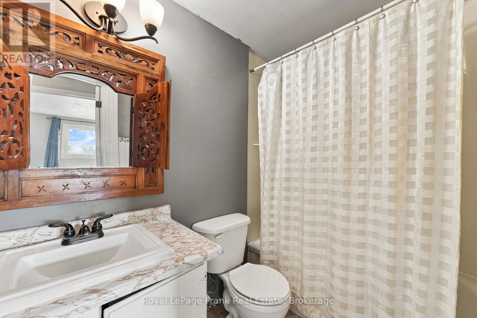 1317 PARK ROAD S - 16