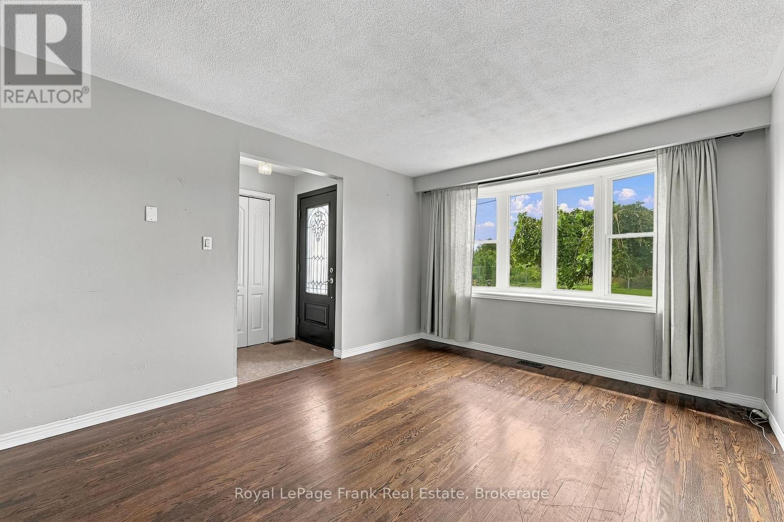 1317 PARK ROAD S - 7