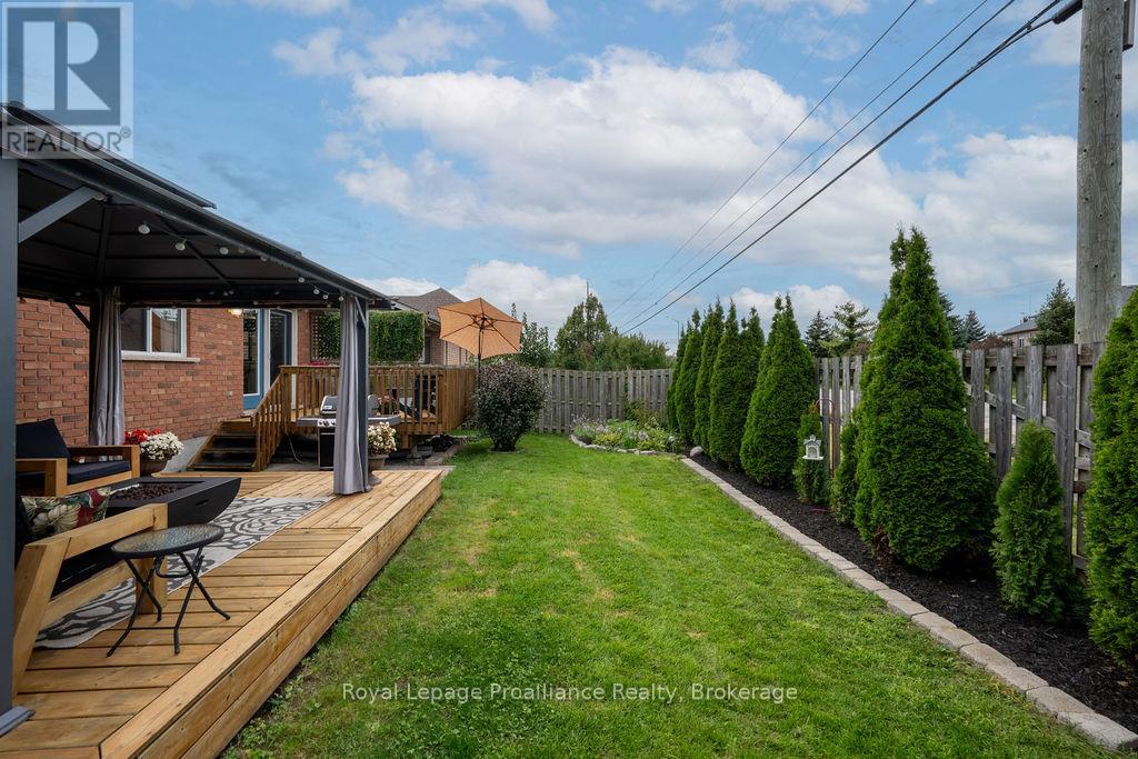 83 GAVEY STREET - 20