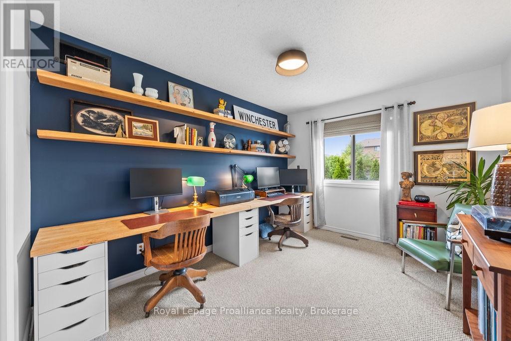 83 GAVEY STREET - 27