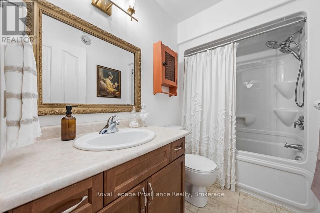 83 GAVEY STREET - Image 30