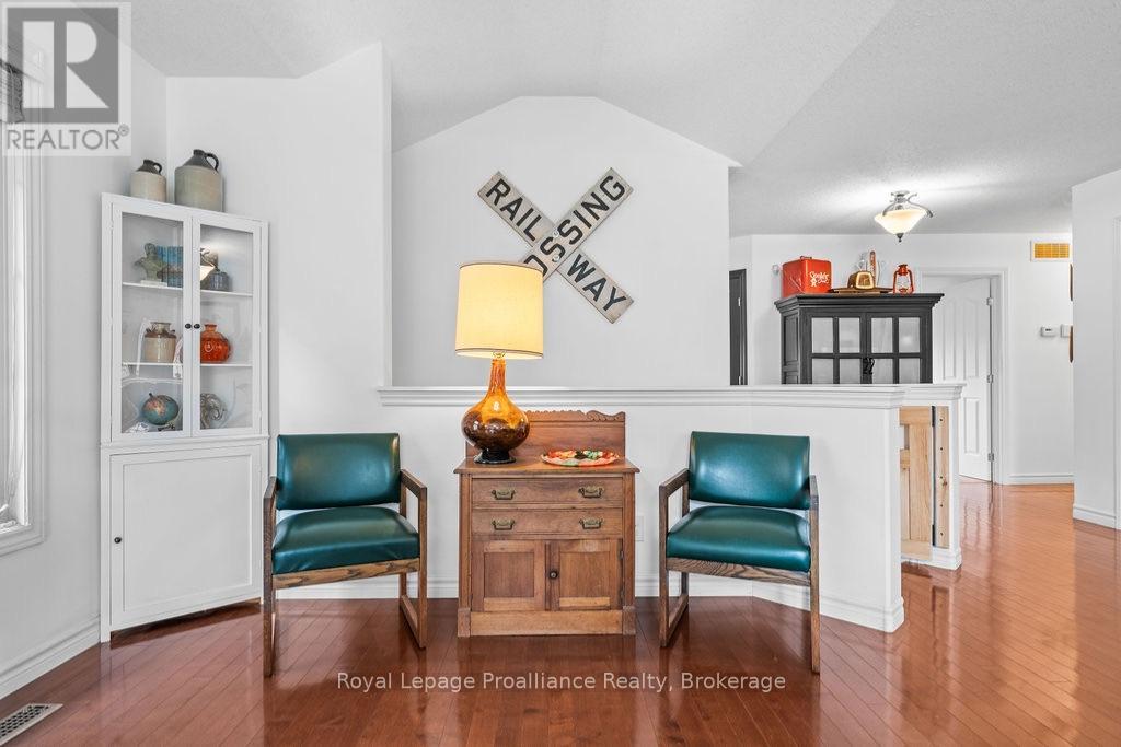 83 GAVEY STREET - Image 33