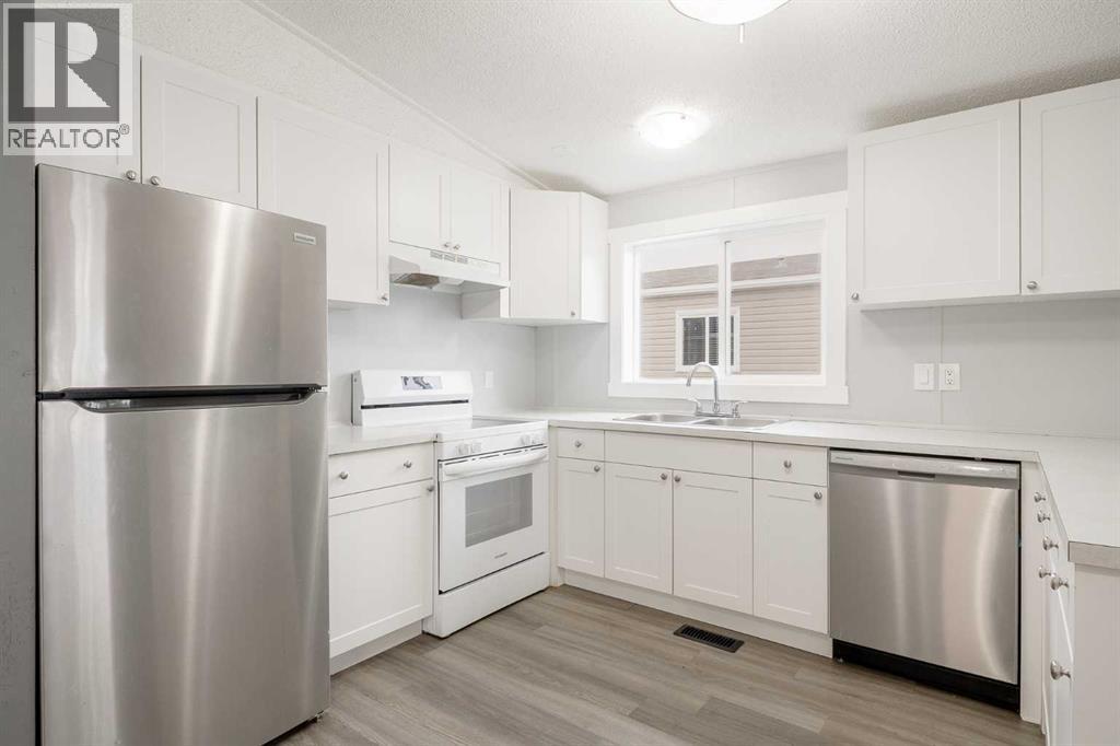 215, 6220 17 Avenue - Image 4