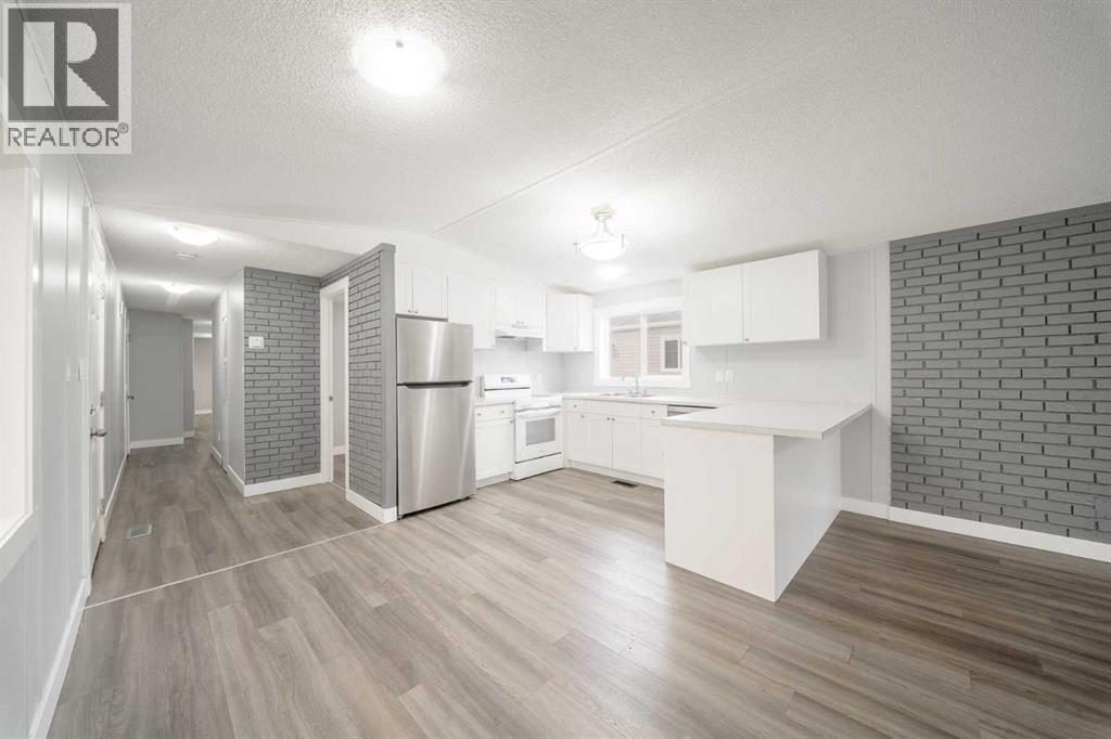 215, 6220 17 Avenue - 3
