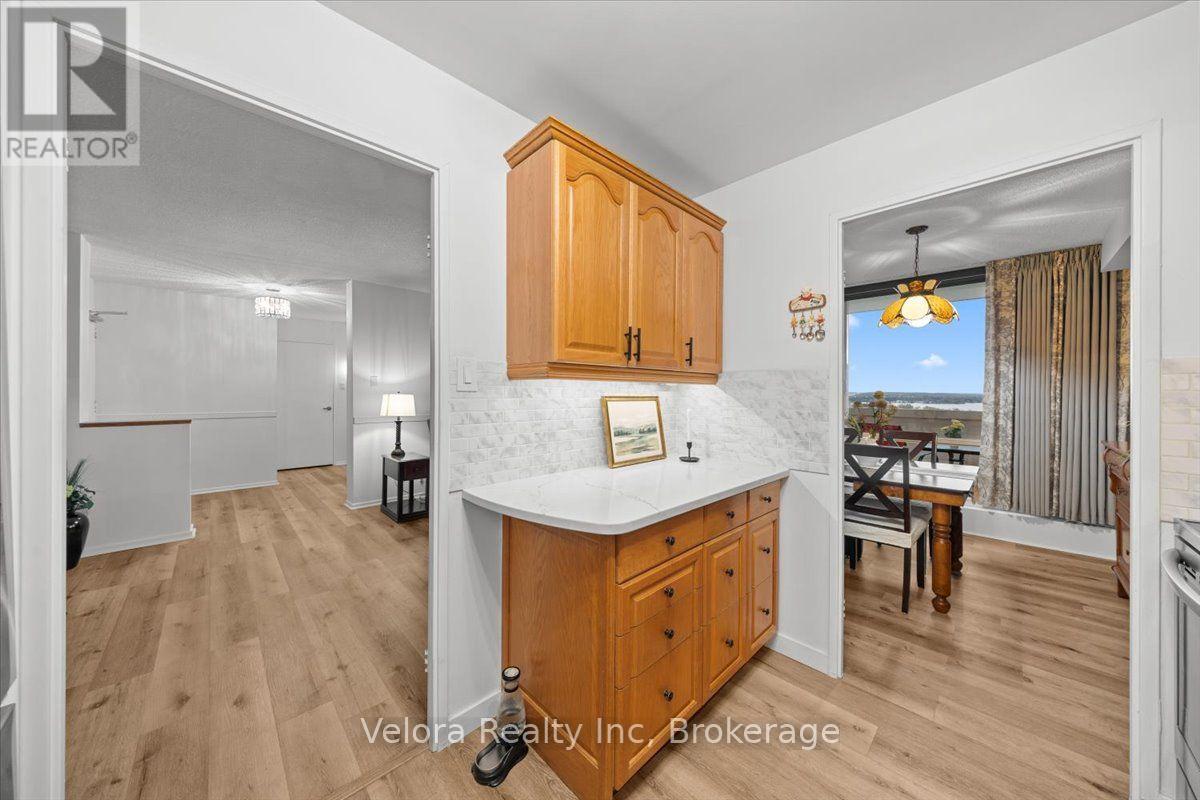 1909 - 2625 REGINA STREET photo 17