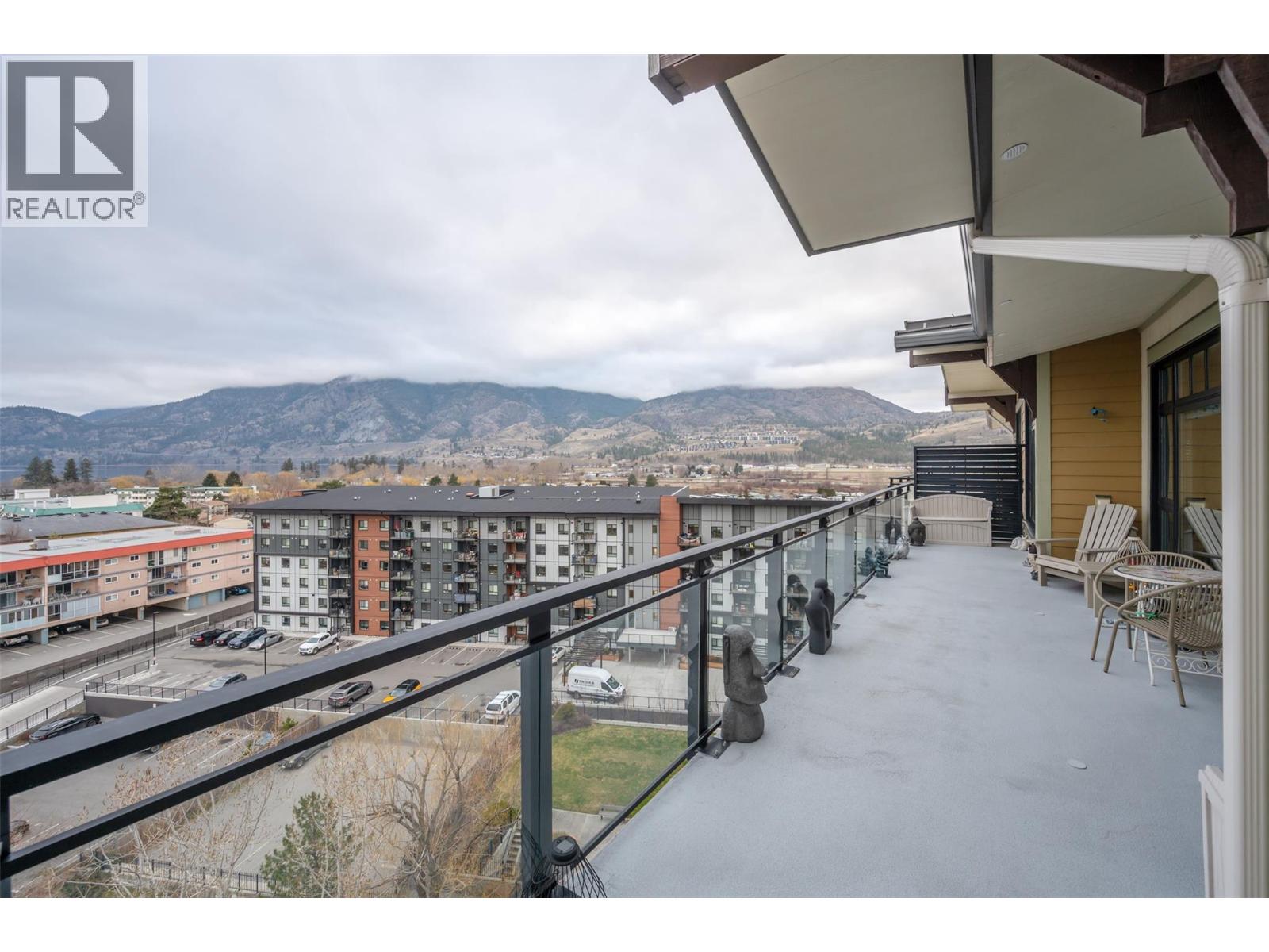 #804 3301 Skaha Lake Road - 49