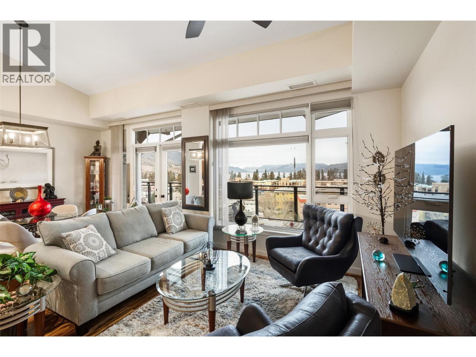 #804 3301 Skaha Lake Road - 10