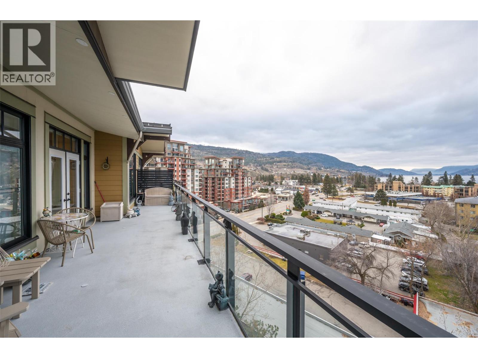 #804 3301 Skaha Lake Road - 42