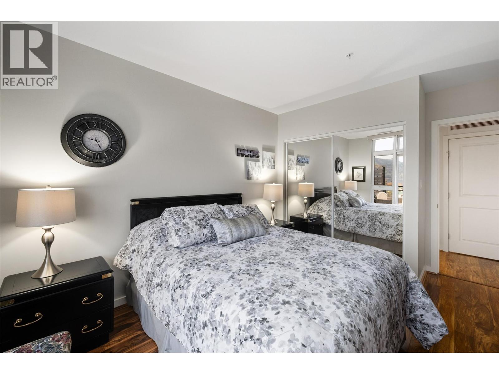 #804 3301 Skaha Lake Road - 36