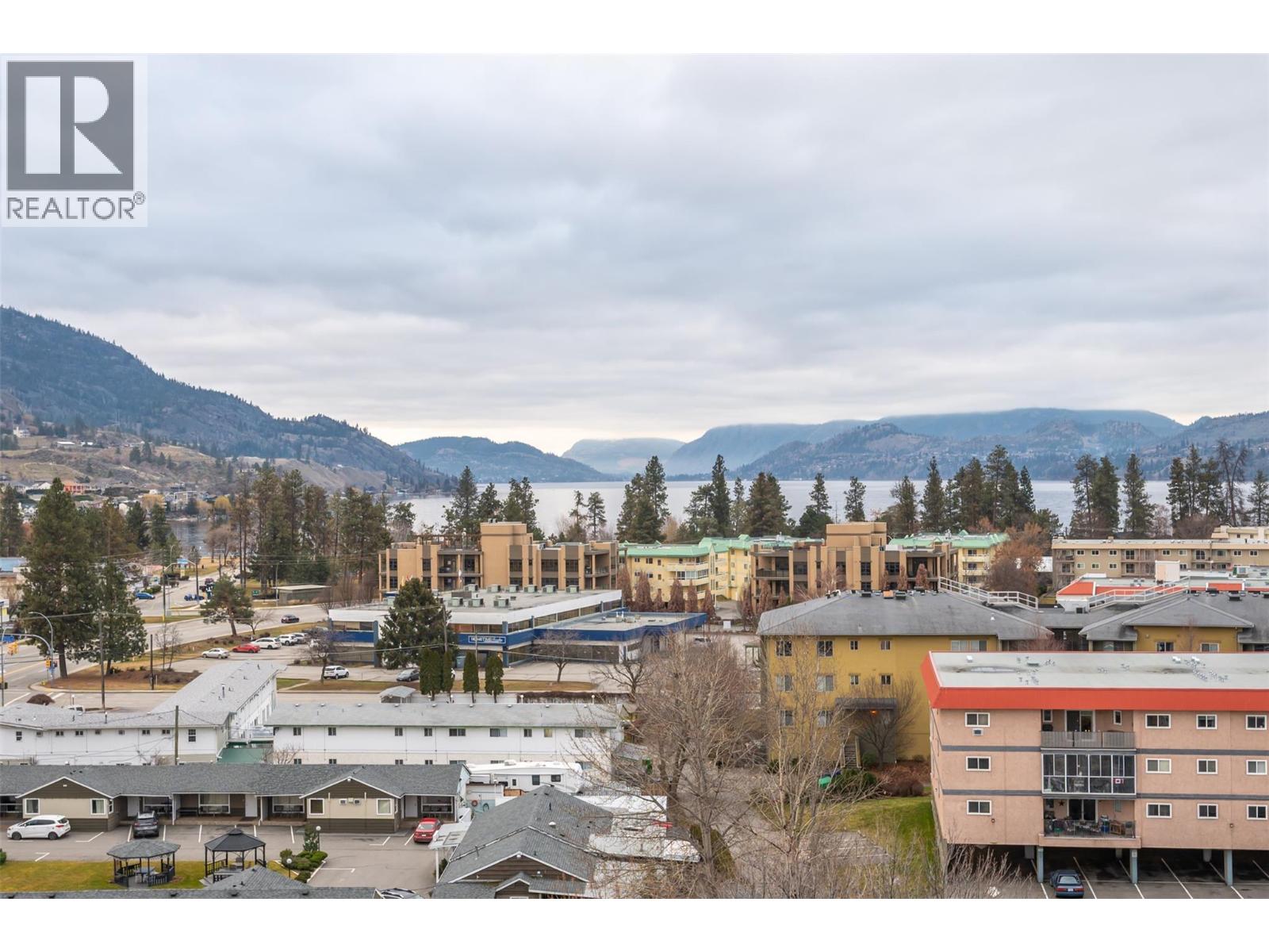 #804 3301 Skaha Lake Road - 43