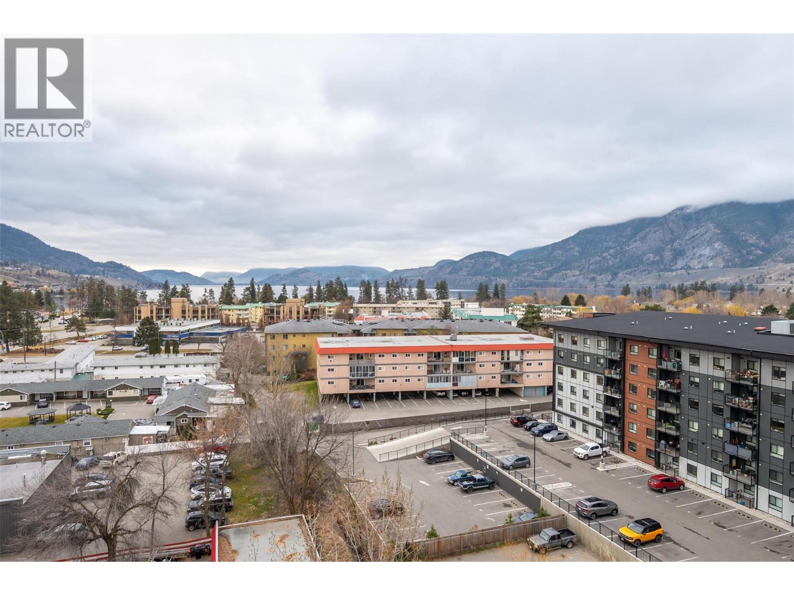 #804 3301 Skaha Lake Road - 46