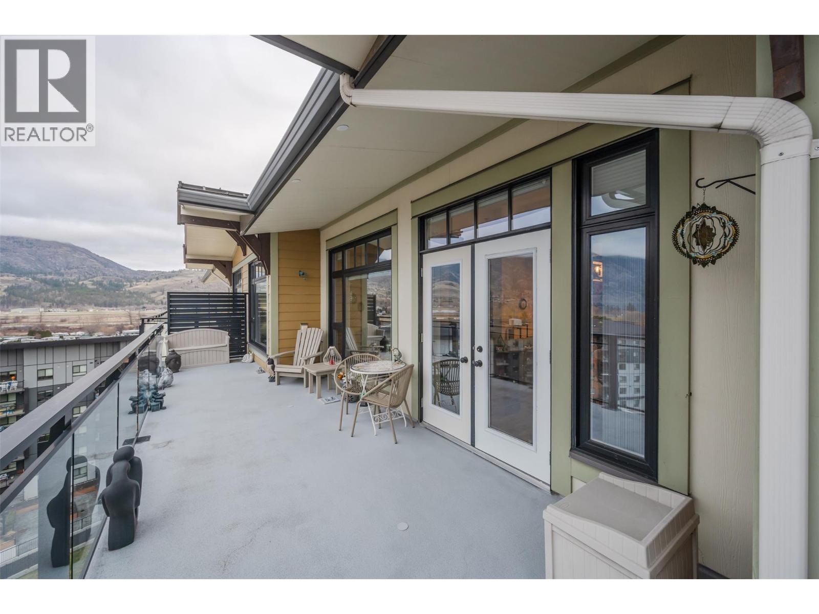 #804 3301 Skaha Lake Road - 50