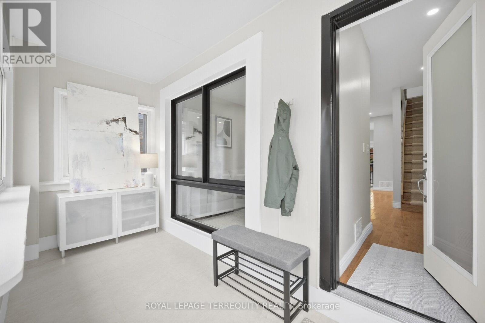 350 LUMSDEN AVENUE, Toronto (Woodbine-Lumsden) — photo 3