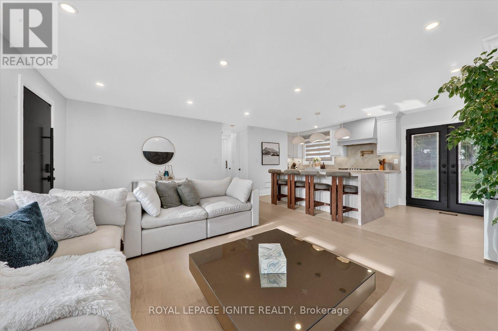 103 BAKER STREET, Whitchurch-Stouffville (Stouffville) — photo 12