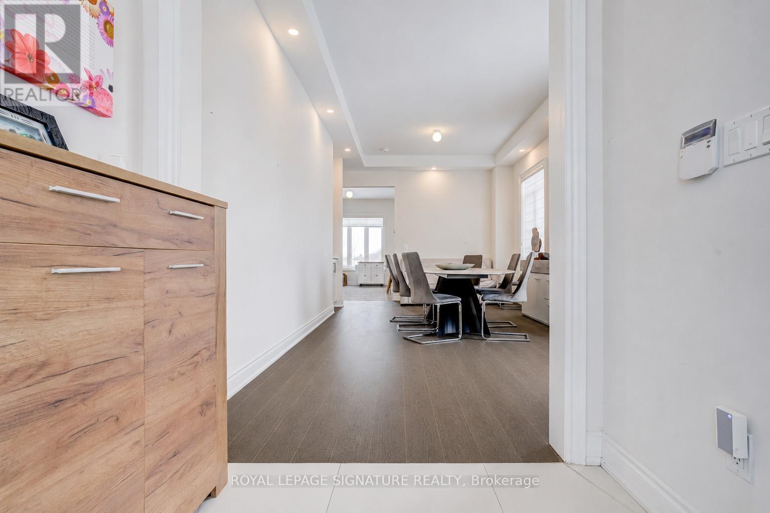 71 MAPLE FIELDS CIRCLE, Aurora (Aurora Estates) — photo 3