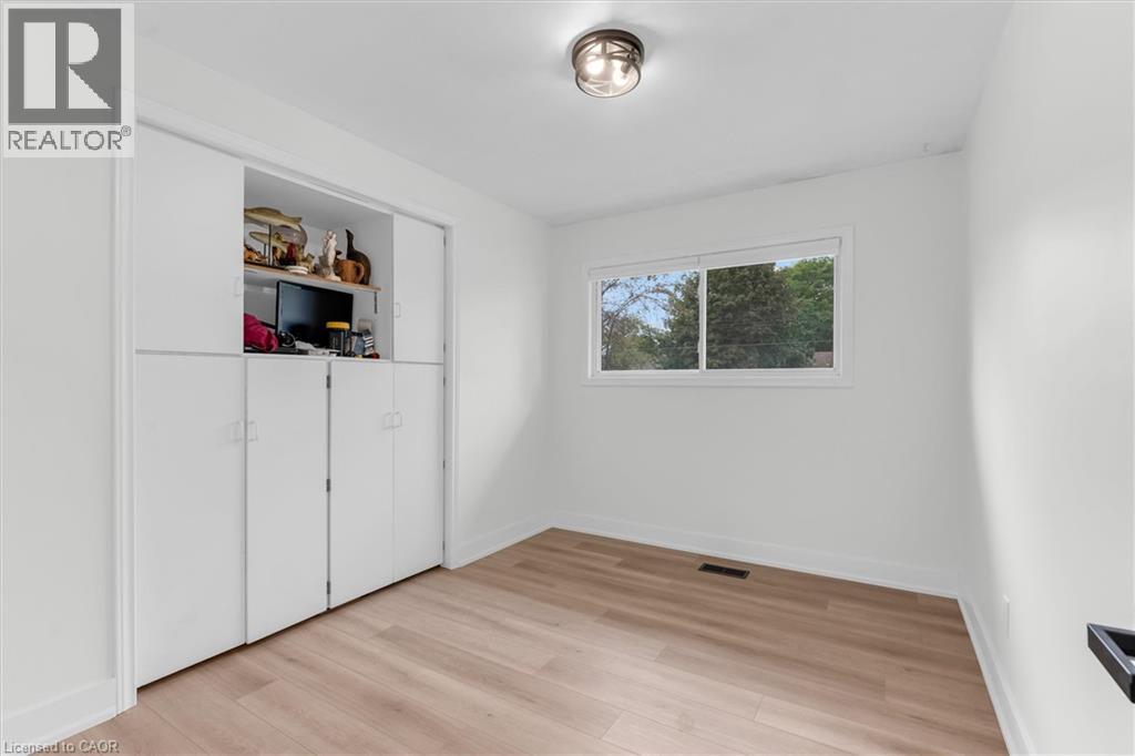 222 BEL-AIR Avenue, Stoney Creek — photo 9