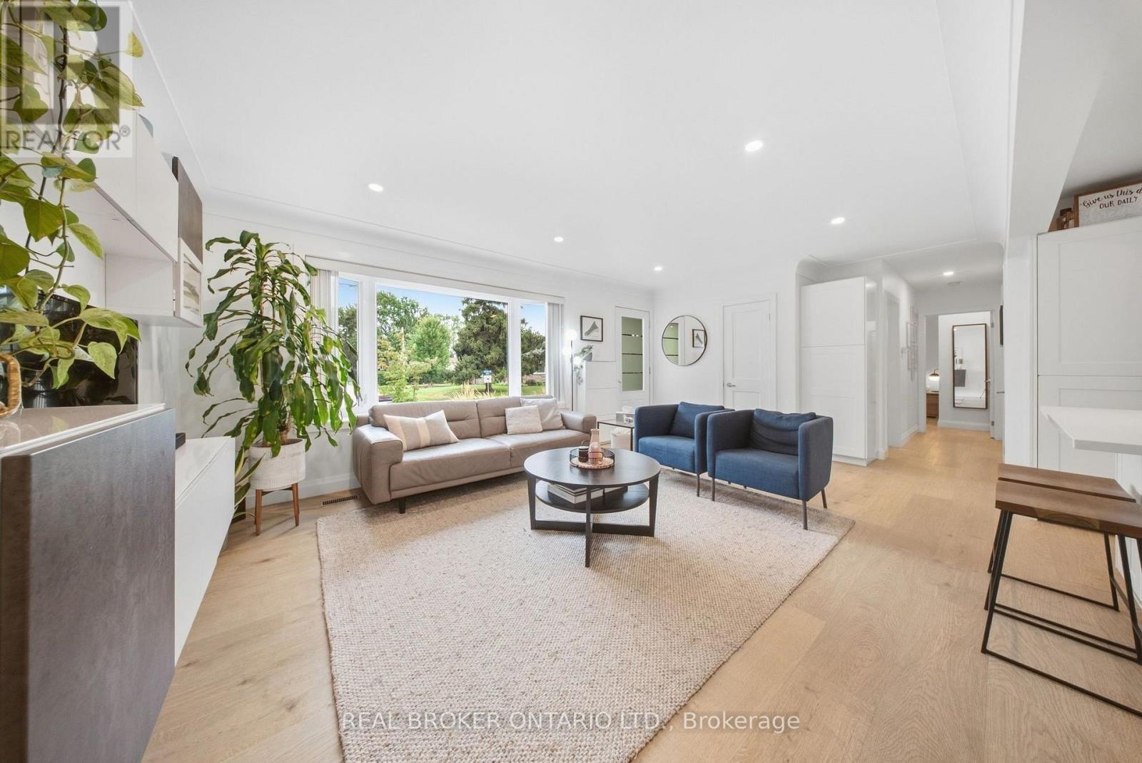 505 ENFIELD ROAD, Burlington (LaSalle) — photo 8