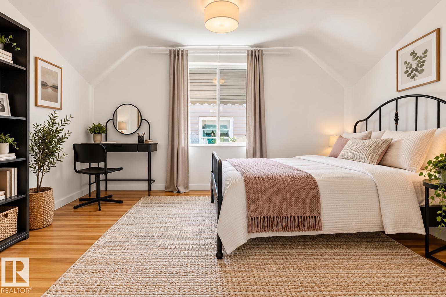 6807 112A ST NW - 25