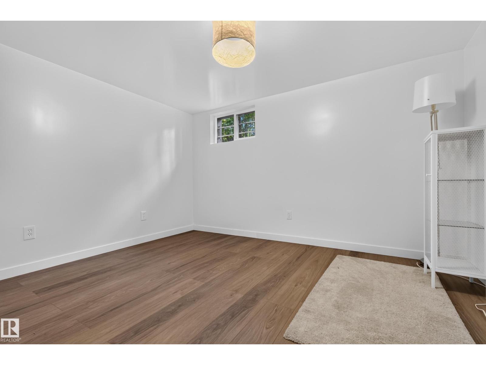 6807 112A ST NW - 30