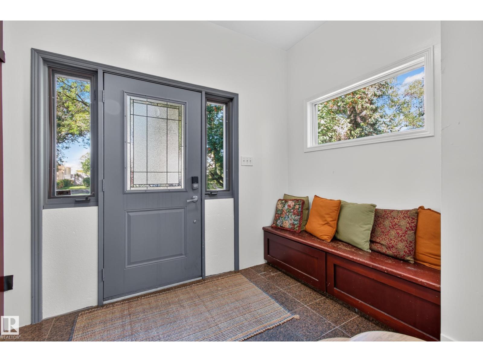 6807 112A ST NW - Image 7