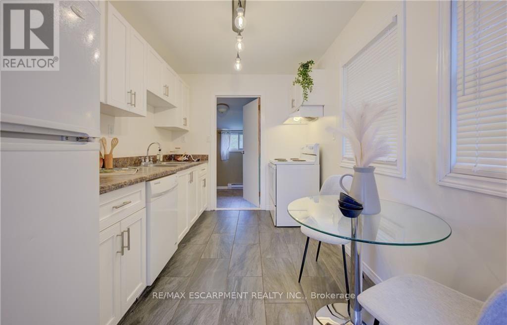 73 EAST 33RD STREET, Hamilton (Raleigh) — photo 4