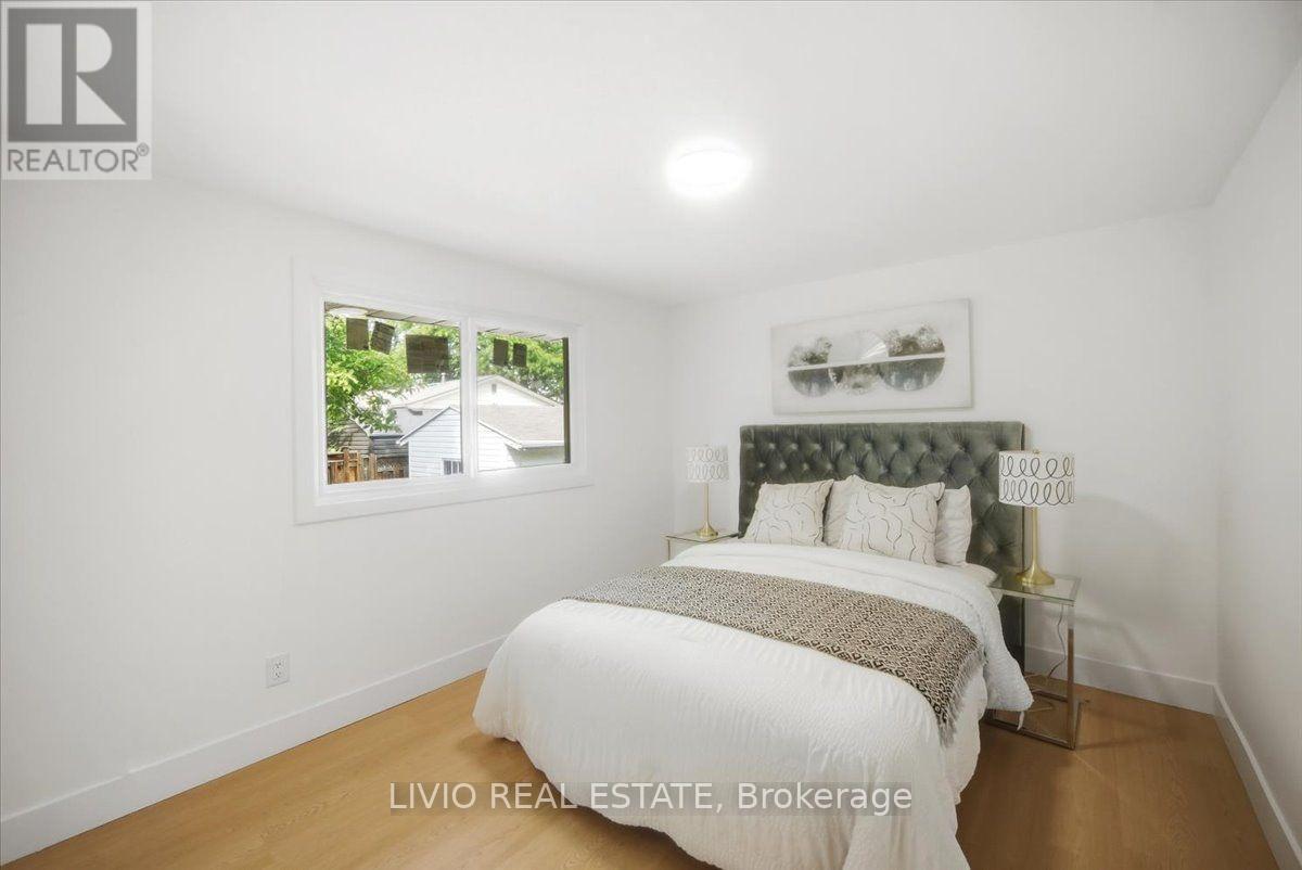 78 CROMWELL CRESCENT - 21