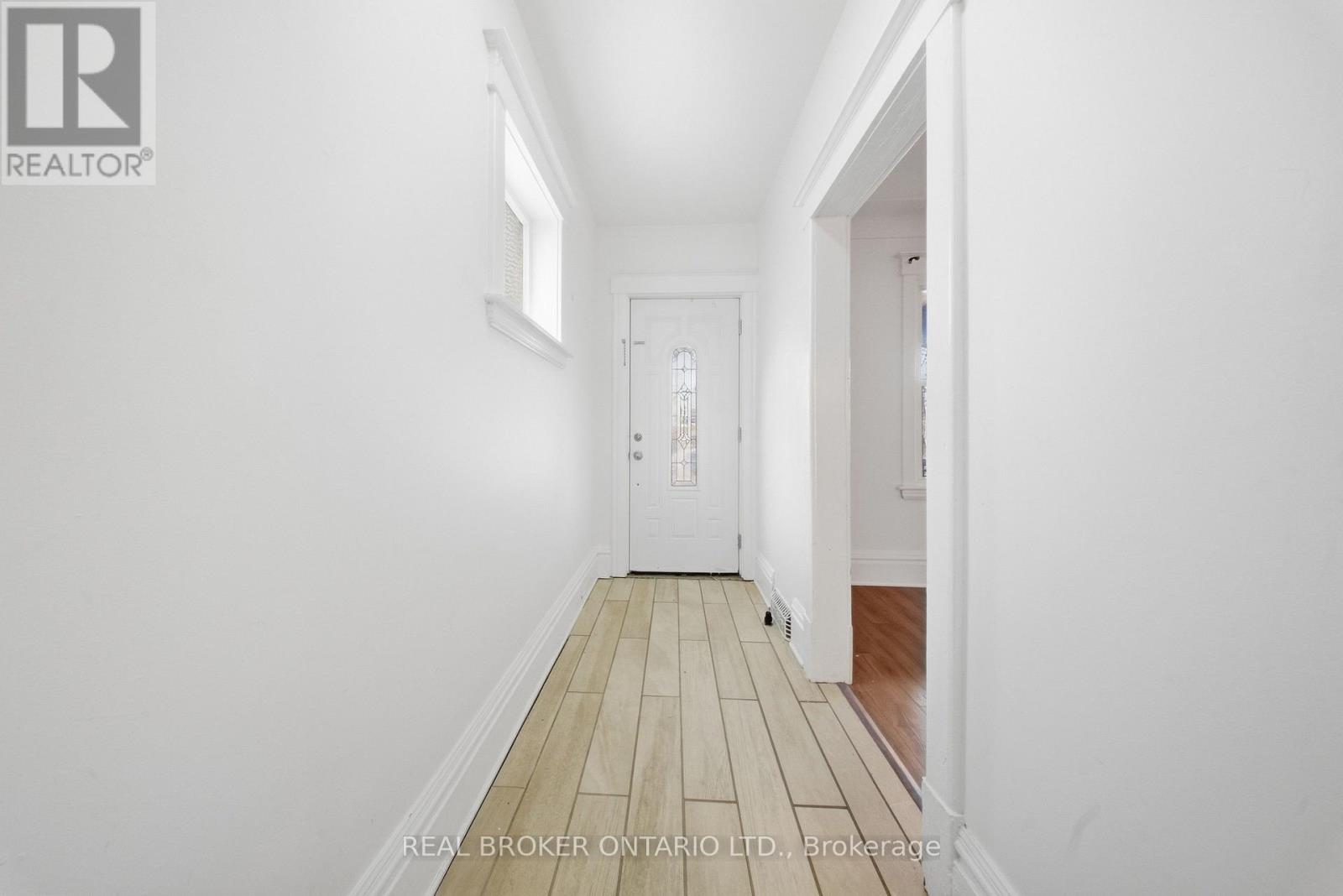 1082 CANNON STREET E, Hamilton (Crown Point) — photo 4