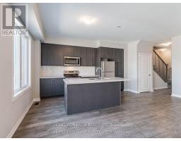 140 Aquasanta Crescent, Hamilton, ON L9B0J8 Photo 12