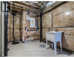 140 Aquasanta Crescent, Hamilton, ON L9B0J8 Photo 34