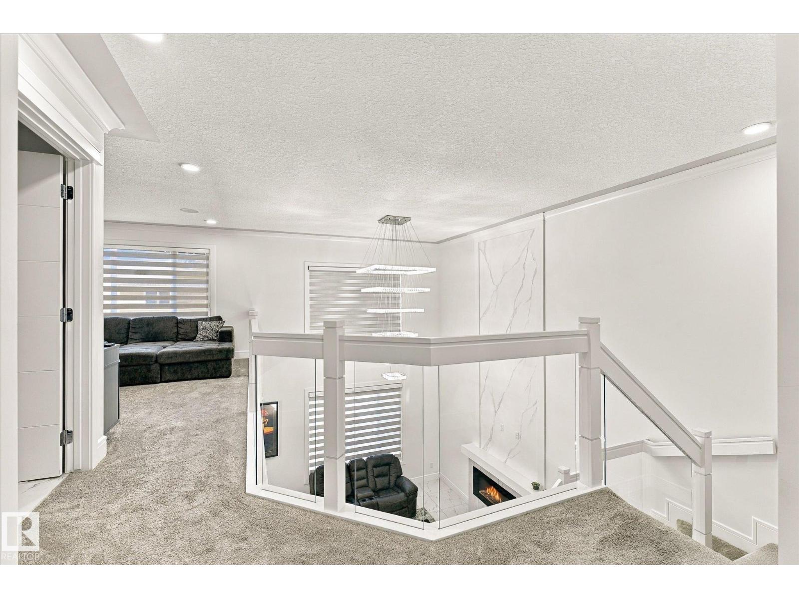 17618 64A ST NW - 19