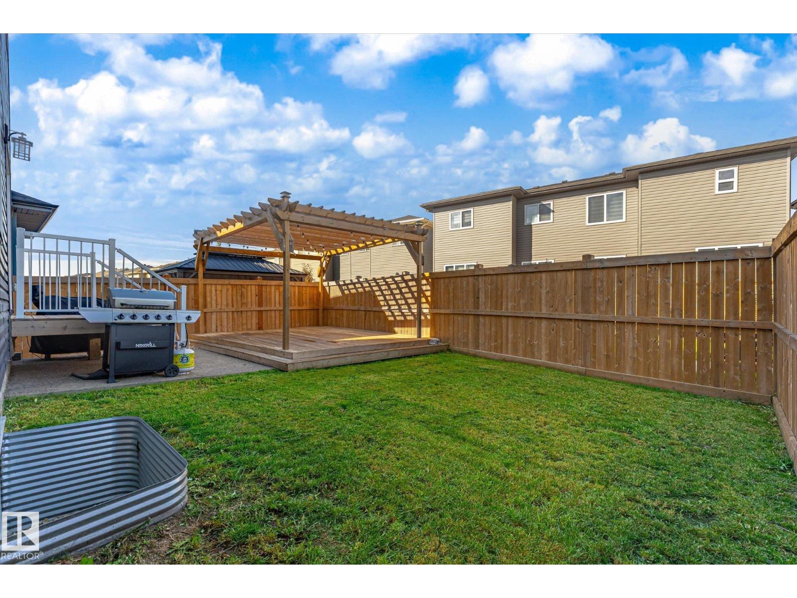 17618 64A ST NW - 41
