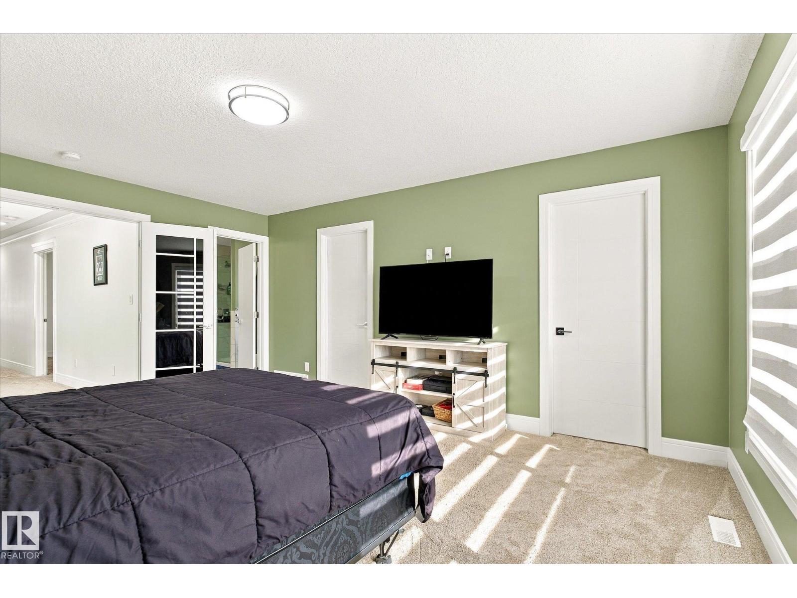 17618 64A ST NW - 24