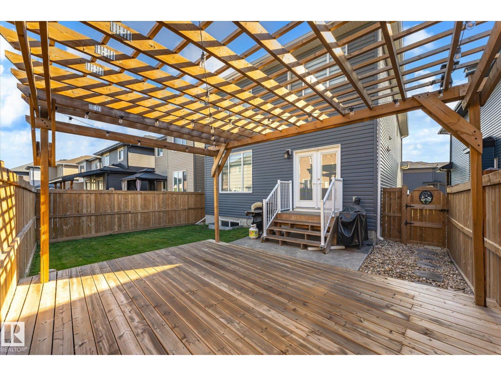 17618 64A ST NW - 39