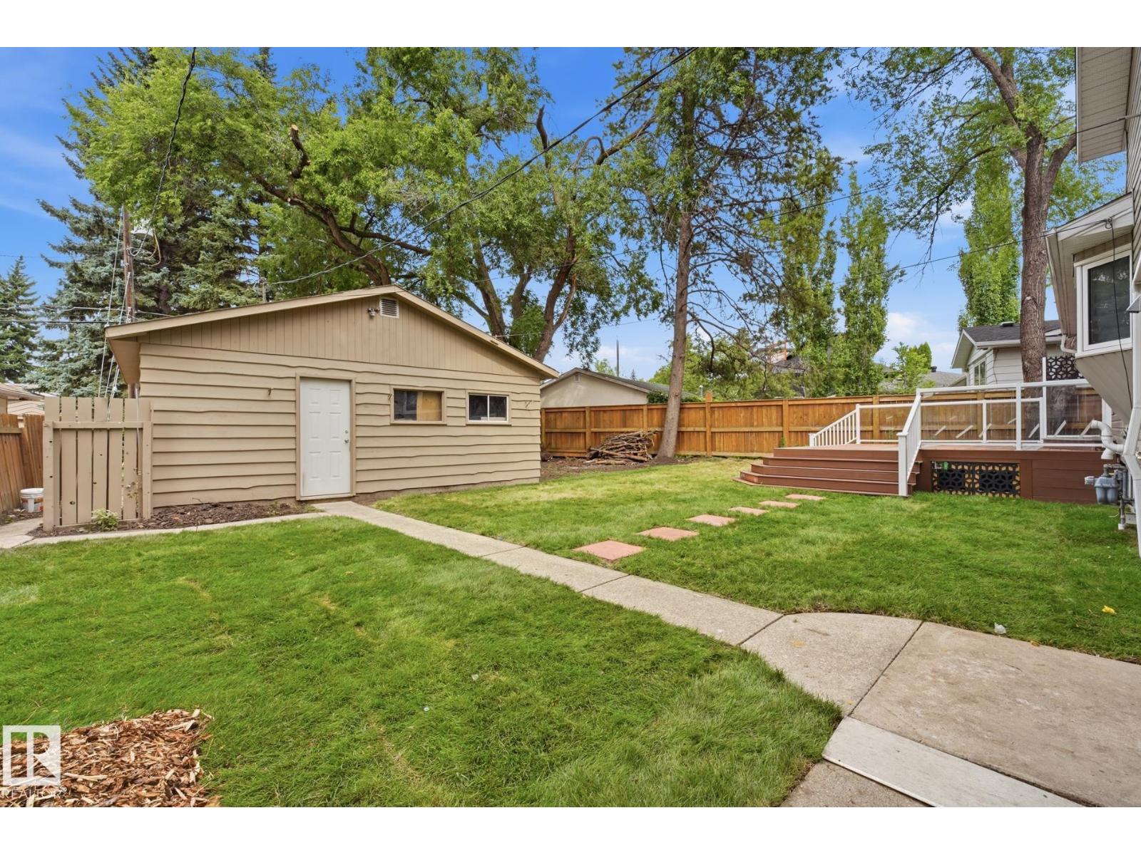 14214 87 AV NW - 36