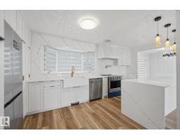 Bedroom 2 - 14214 87 Av Nw, Edmonton, AB T5R4E2 Photo 6