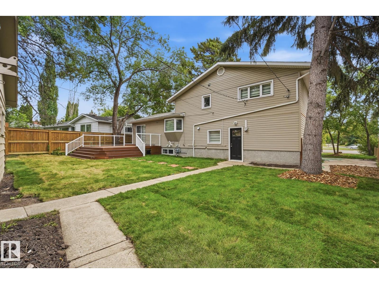 14214 87 AV NW - 37