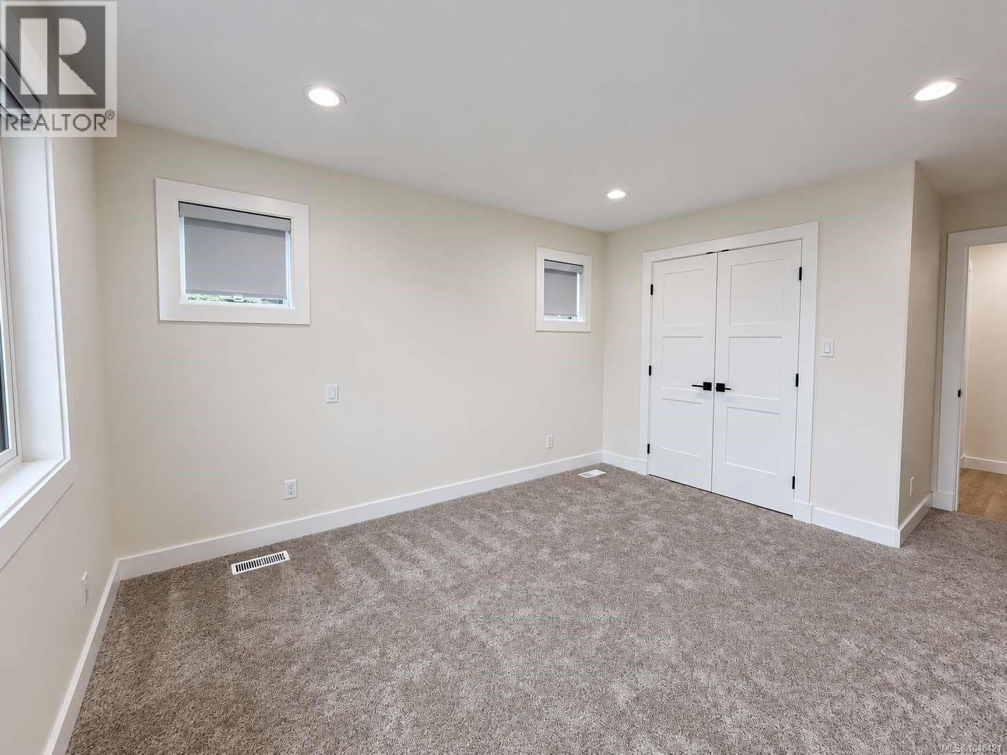 5255 Tebo Ave - 27