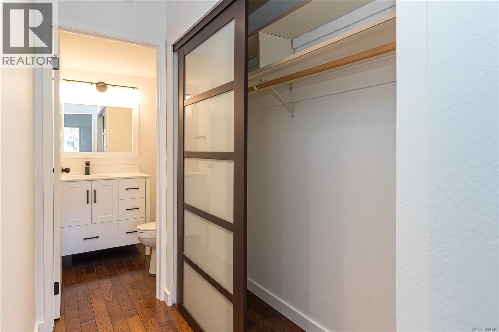 #304 1039 Linden Ave - 16