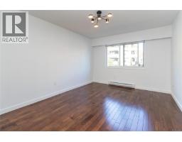 304 1039 Linden Ave, Victoria, BC V8V4H4 Photo 13
