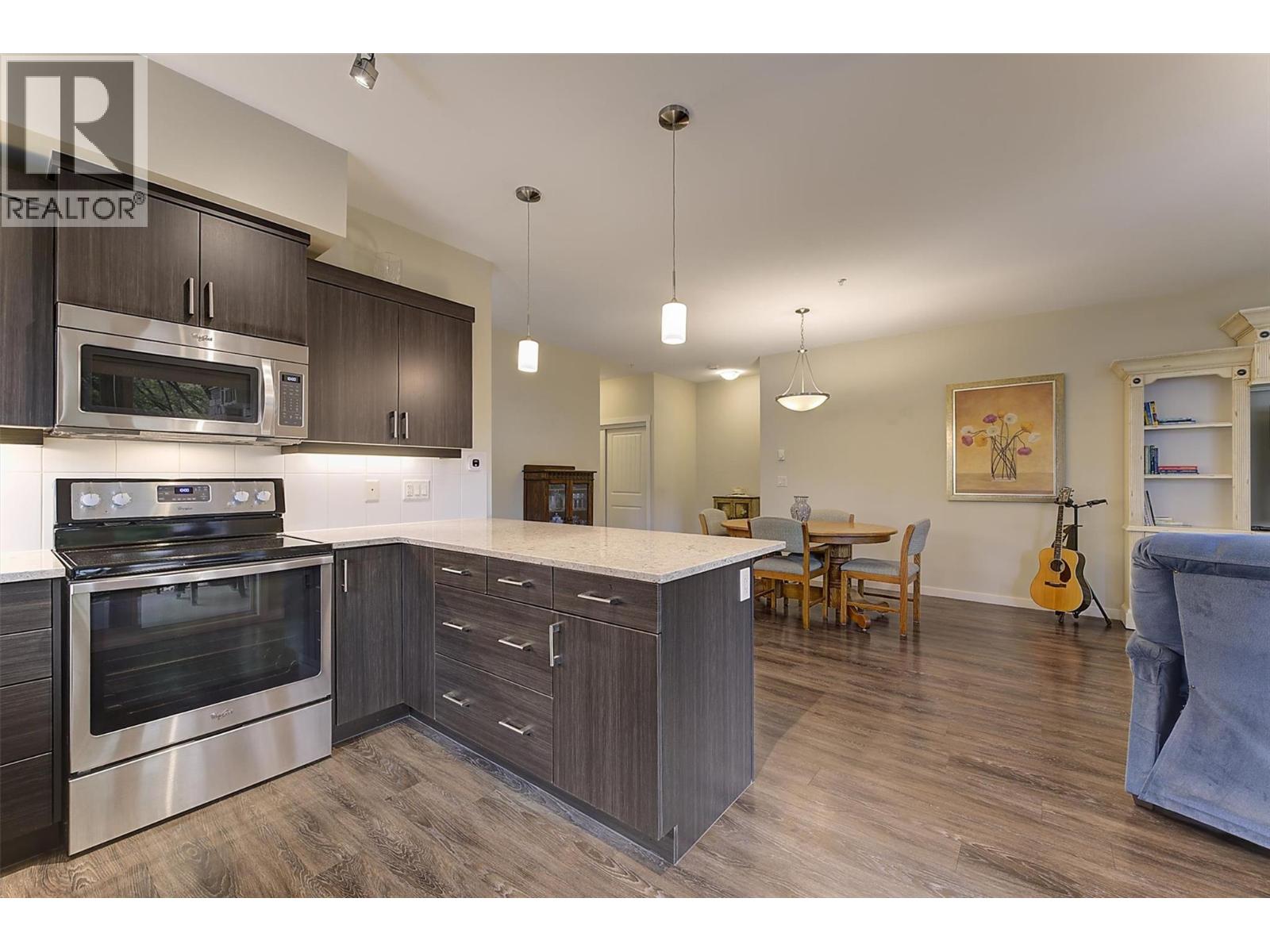 #104 3733 Casorso Road - 12