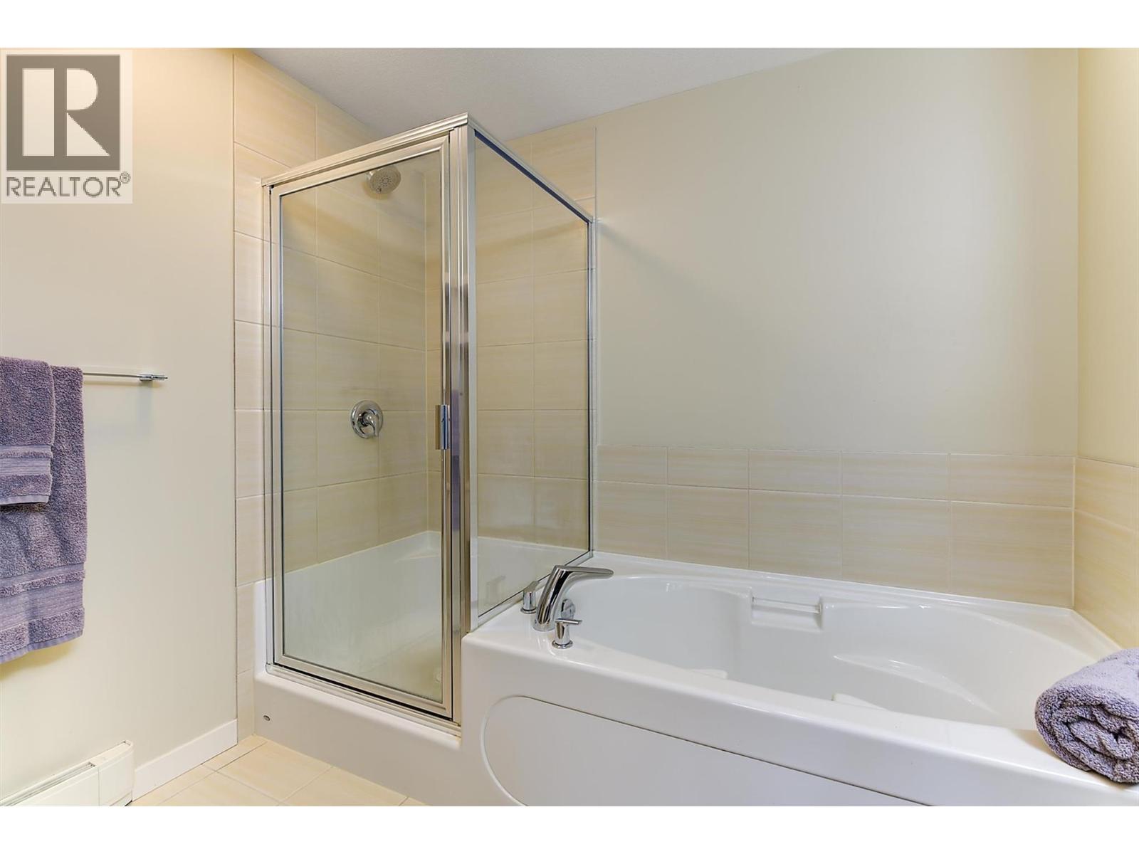 104 3733 Casorso Road, Kelowna
