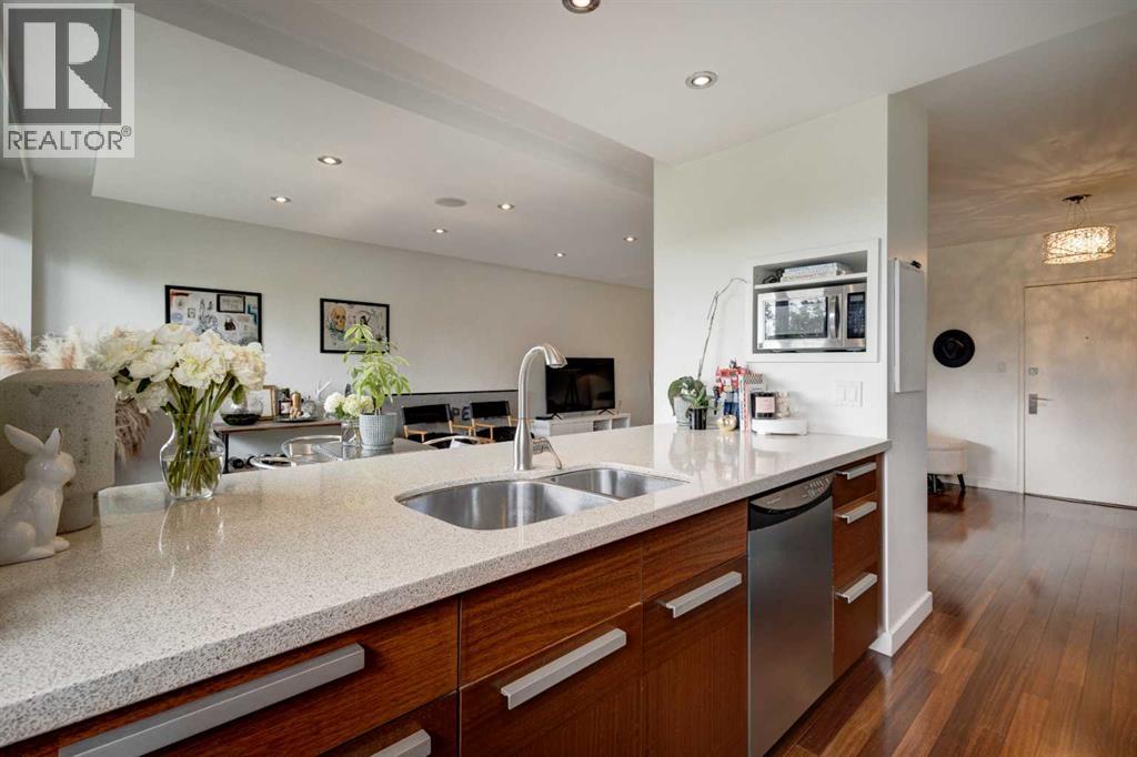 #107 3339 Rideau Place SW - 13