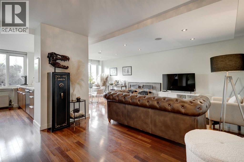 #107 3339 Rideau Place SW - 14