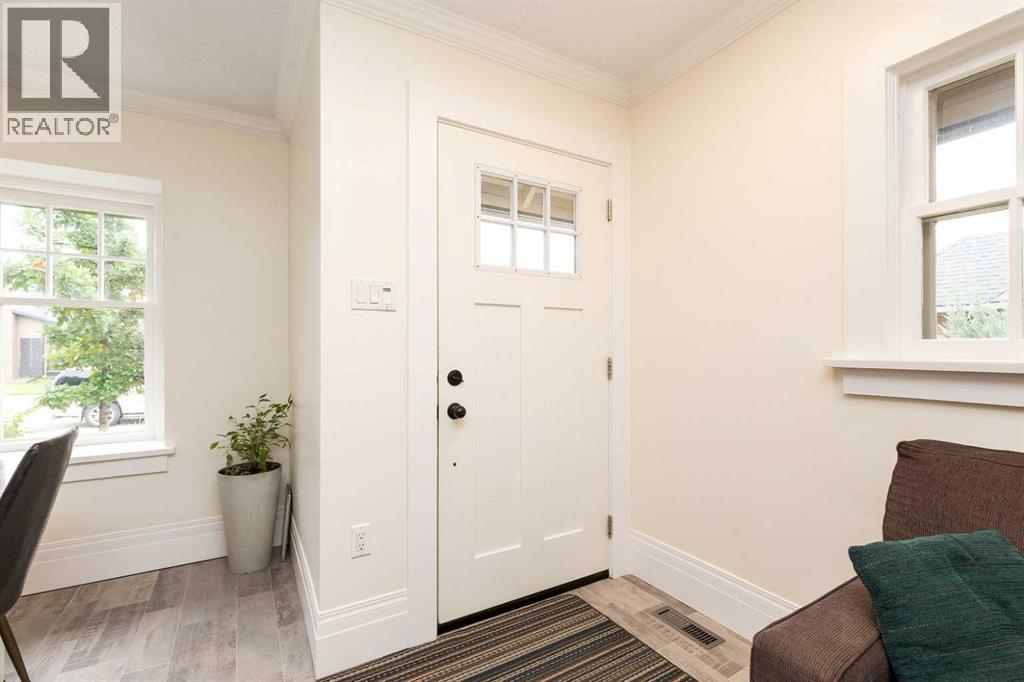 114 3 Street S - 4